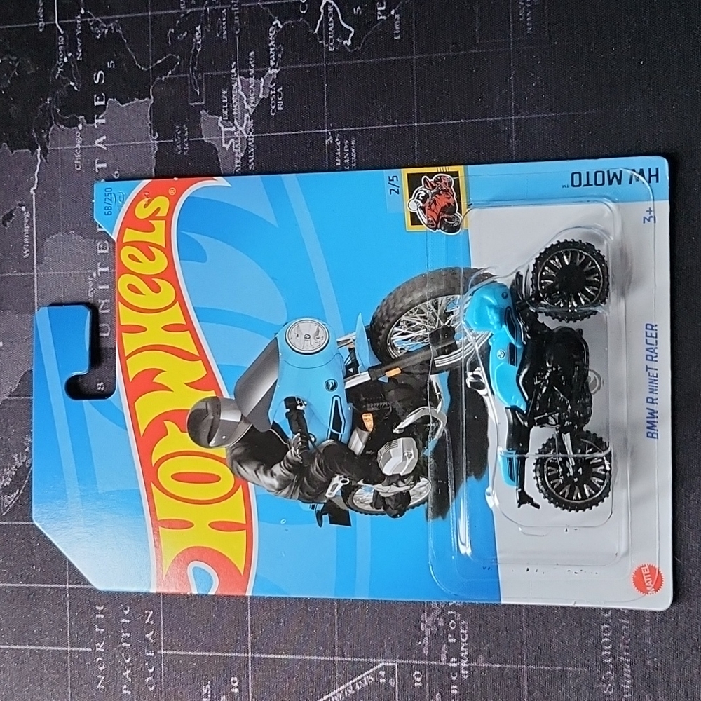 Hot Wheels BMW R NineT Racer TH